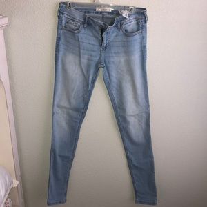 Hollister Light Wash Jeans